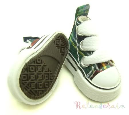    Micro Canvas Sneakers for Blythe/Pullip and most 1/6 scale dolls