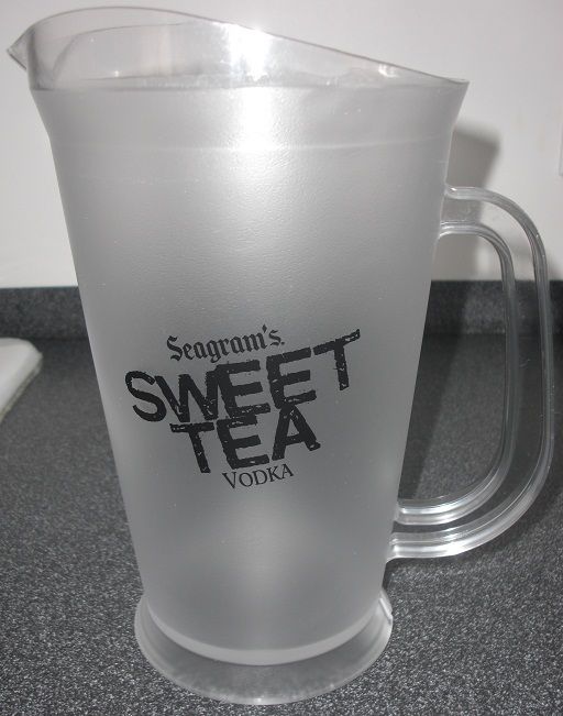 NEW Seagrams SWEET TEA Vodka Bar Pitcher 60 oz  